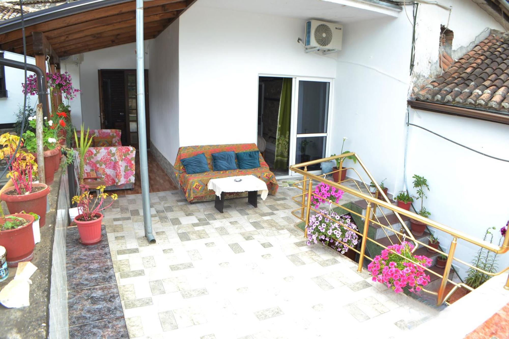Guesthouse Belle View Берат Екстер'єр фото